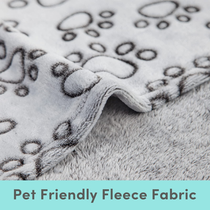 Soft & Warm Dog Blanket - Paw Print